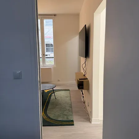 Superbe 2 Pièces Design Refait à Neuf 4 Couchages Parigi