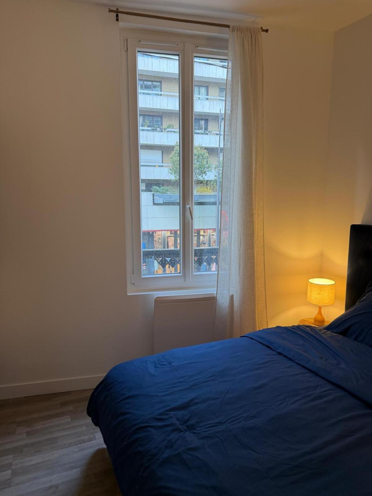 Superbe 2 Pieces Design Refait A Neuf 4 Couchages * Paris