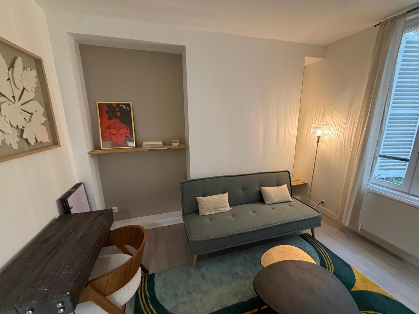 Superbe 2 Pieces Design Refait A Neuf 4 Couchages