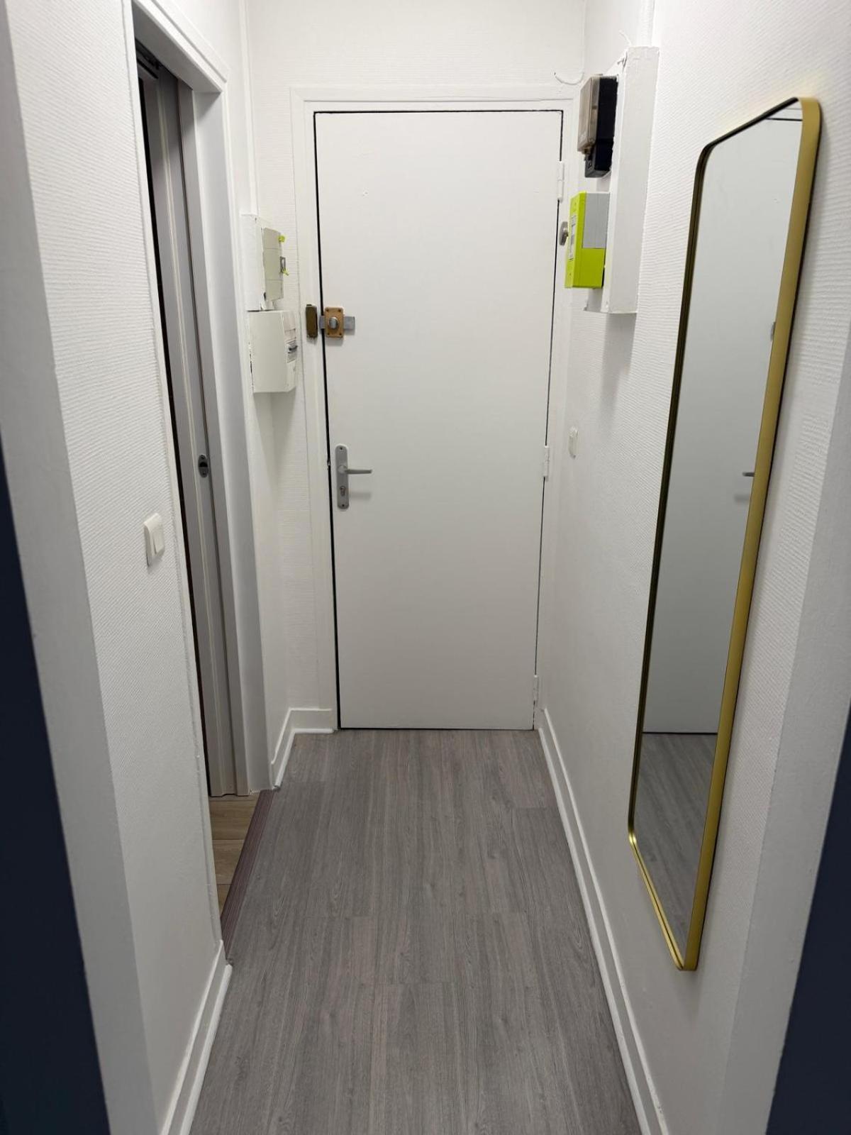 Superbe 2 Pieces Design Refait A Neuf 4 Couchages Paris