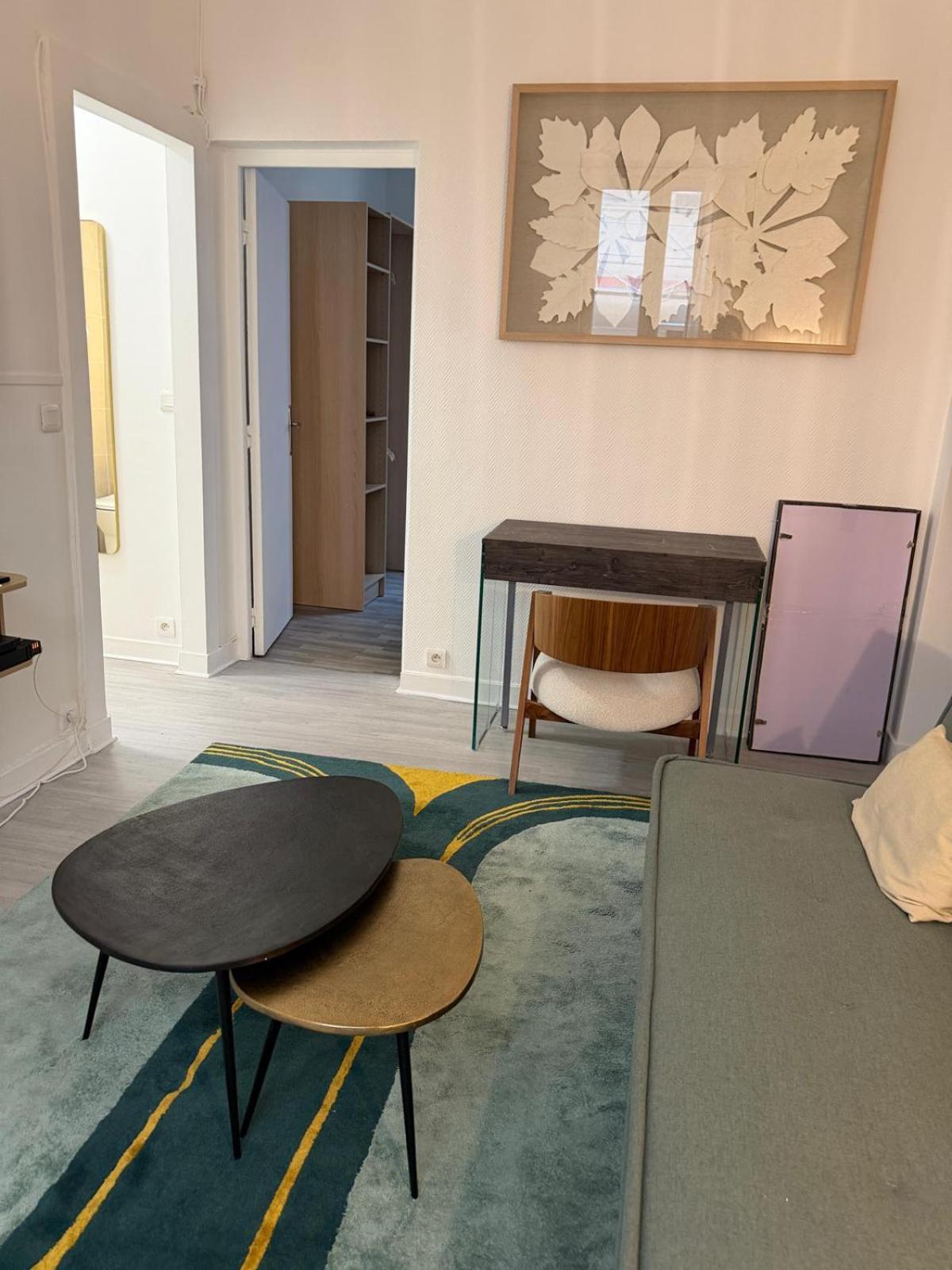 Superbe 2 Pieces Design Refait A Neuf 4 Couchages *